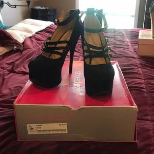 Platform black heels